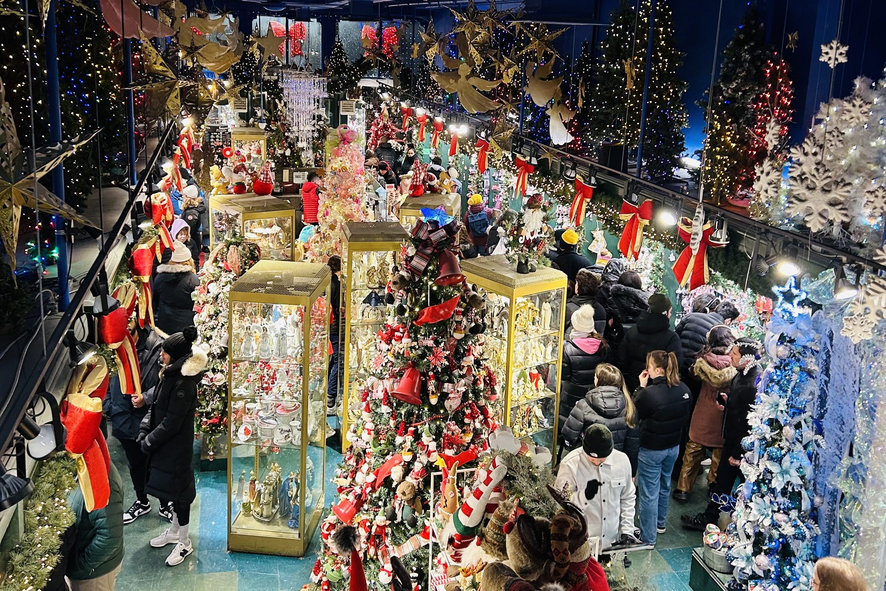 La Boutique De Noël: Quebec City’s Christmas Store!
