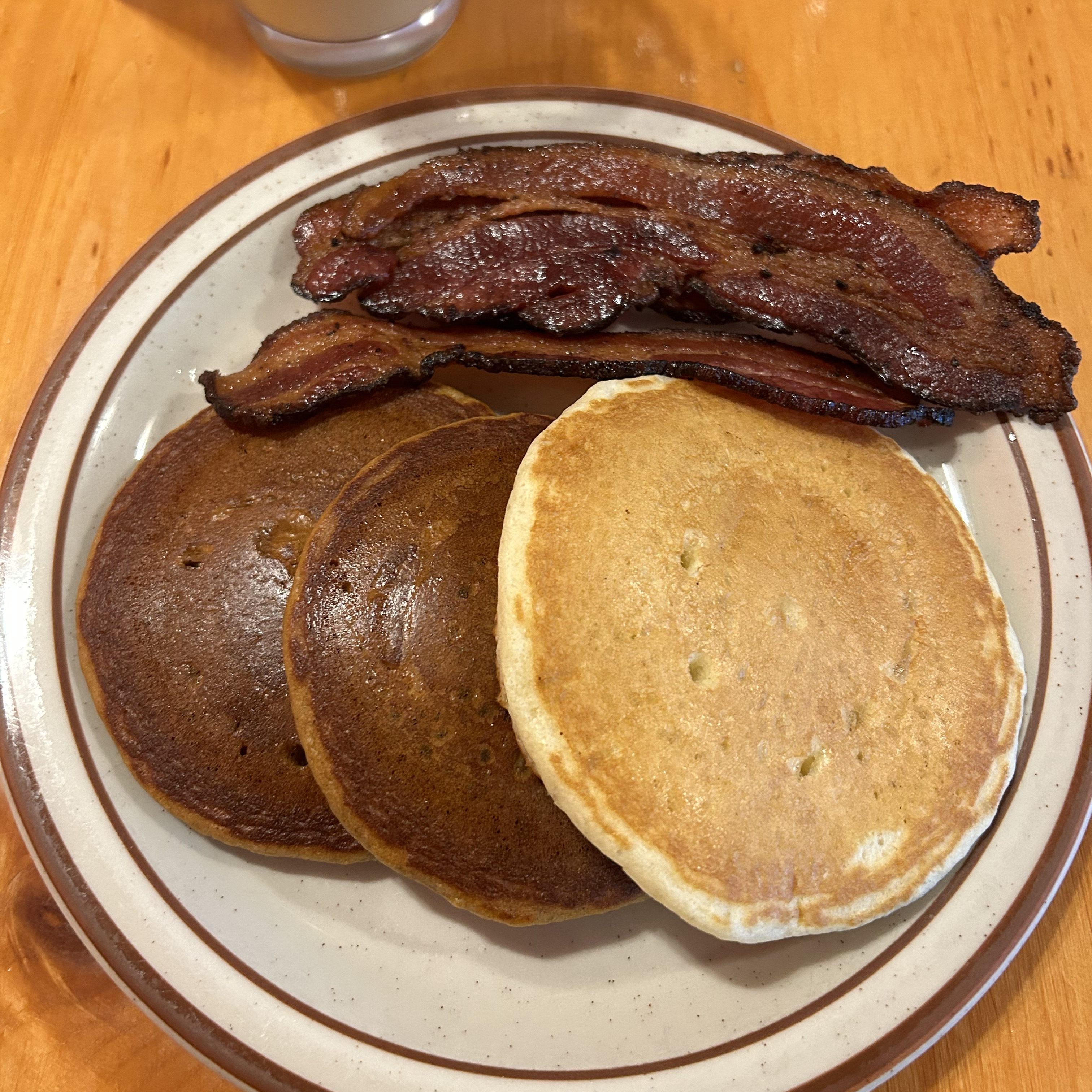 This New Hampshire Pancake Parlor is the Best Place for Breakfast in New England