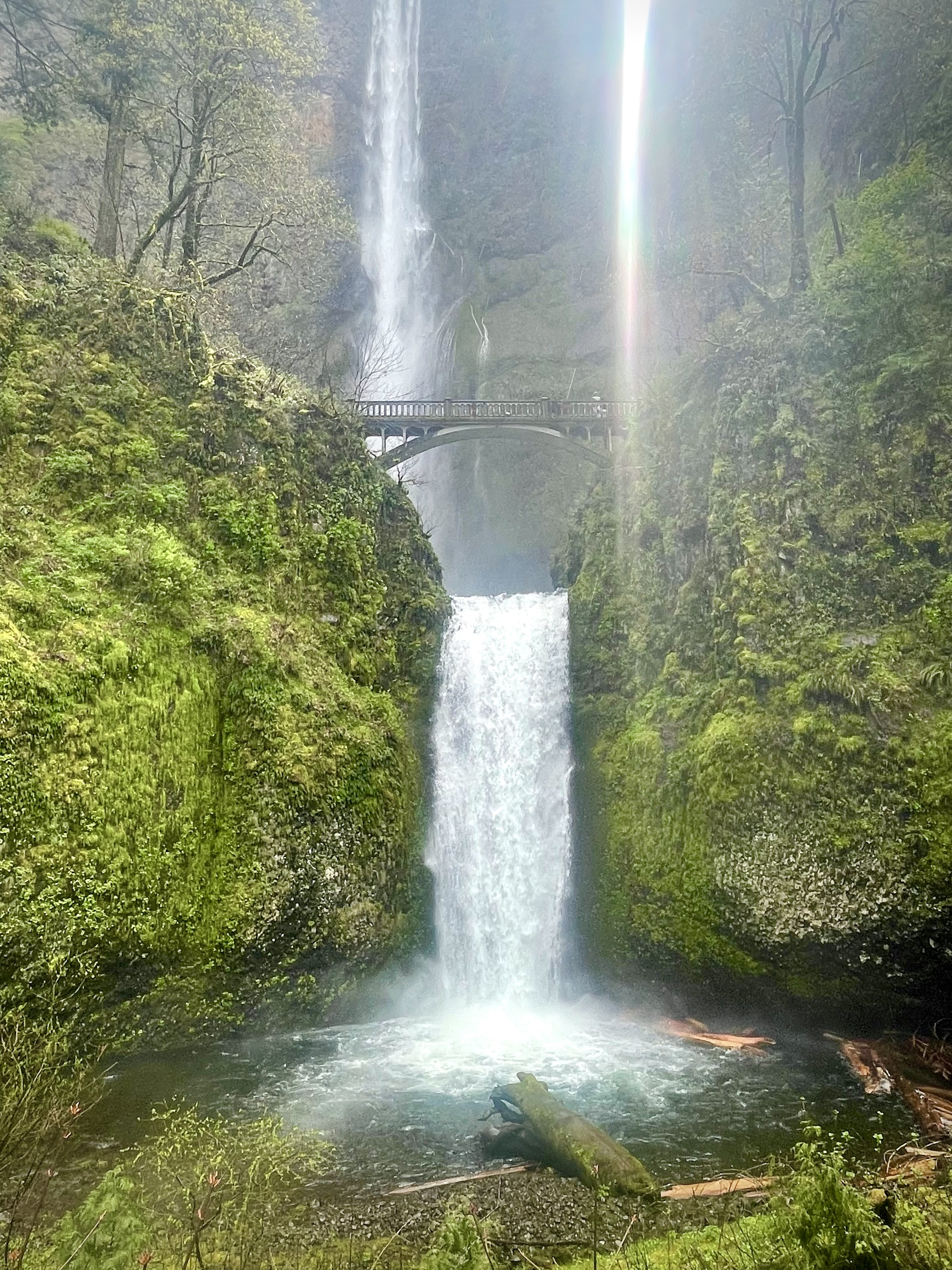Hike Around Oregon’s Most Beautiful Waterfall: Multnomah Falls